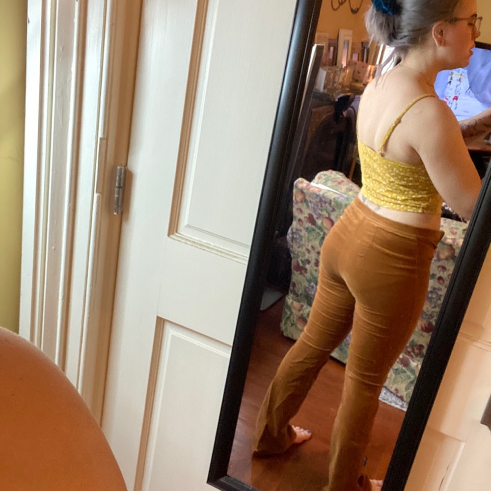 Forever21 sm, brown corduroy bells. Used to be my fav, now they don’t fit.
